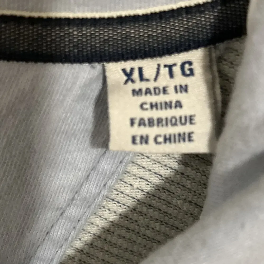 Tommy Bahama shirt euc